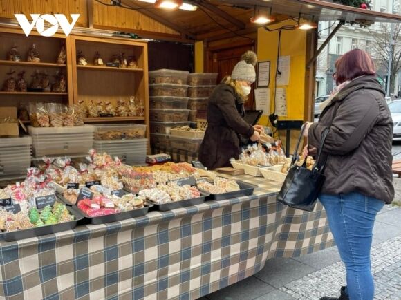 3 Am Dam Cac Cho Giang Sinh O Praha