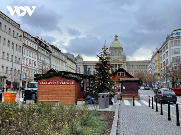 7 Am Dam Cac Cho Giang Sinh O Praha