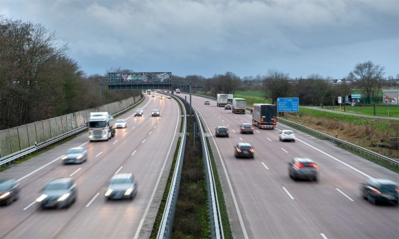 1 Nhung Dieu Co Ban Khi Lai Xe O Duc