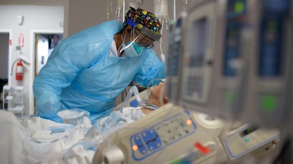 1 So Ca Covid 19 Tang Vot Benh Vien New York Chat Kin