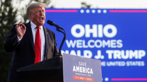 1 Ong Trump Vi Cuoc Gap Putin Biden Tran Bong Doi Chuyen Nghiep Va Doi Truong Hoc