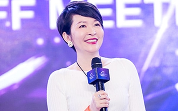 1 Alibaba Dat Cuoc Van Menh Vao Mot Nguoi Phu Nu La Hoc Tro Cu Cua Jack Ma 1 Trong 18 Thanh Vien Sang Lap Cong Ty