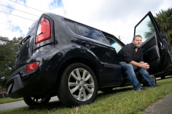 1 Tro Giang Nguoi My Song Trong Oto Vi Luong Khong Du Thue Nha