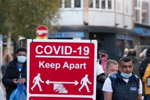 1 Bien Chung Omicron Mang Den Tin Du Cho Nuoc Anh