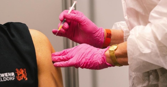 1 Nguoi Dan Ong New Zealand Tiem 10 Mui Vac Xin Covid 19 Trong Mot Ngay