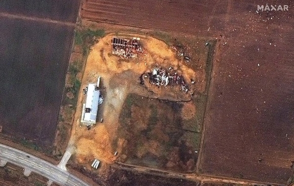 12 Canh Truoc Va Sau Tham Hoa Loc Xoay Nghi Lam 100 Nguoi Chet O My