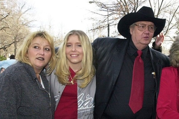 2 Tham Kich Cua Nguoi Trung To Ve So Ky Luc 7200 Ty Khanh Kiet Sau 5 Nam Du Khong Phung Phi Ca Nha Deu Phai Chiu Cay Dang Qua Tan Khoc