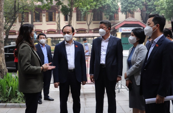 1 Den 18h Ha Noi Ghi Nhan Hon 1300 Ca Covid 19 Huong Dan Cham Soc F0 Tai Nha