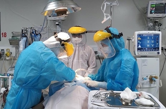 1 Ngay 1612 Ca Nuoc Giam 255 Ca Covid 19 So Voi Ngay Hom Qua 1033 Benh Nhan Duoc Chua Khoi