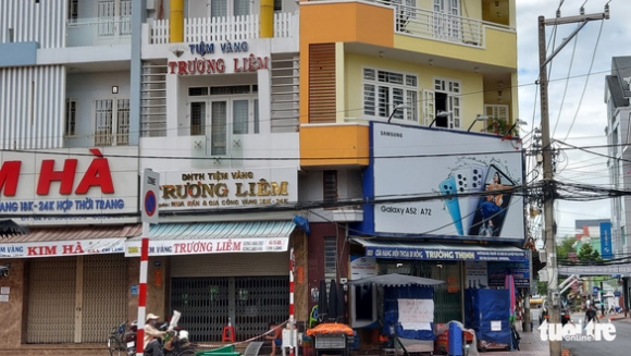 1 Bat Chu Tiem Vang Lon Nhat Chau Doc Lien Quan Trum Buon Lau Muoi Tuong