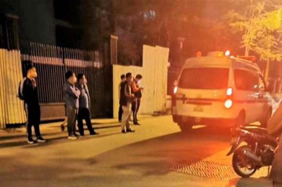 1 Be Trai Nhay Tu Tang 22 Chung Cu O Ha Noi Gia Dinh Noi Do Ap Luc Hoc Hanh