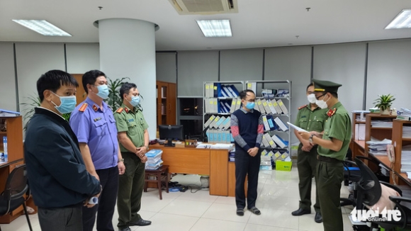 1 Can Bo So Da Nang Nhan Hoi Lo Tiep Tay Duong Day Chuyen Gia Dom Nhap Canh Trai Phep