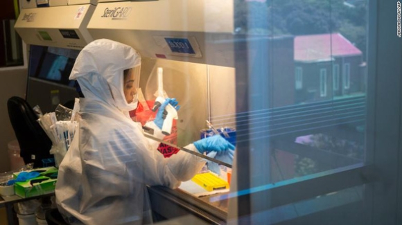 1 Nam Phi Qua Dinh Dich Omicron