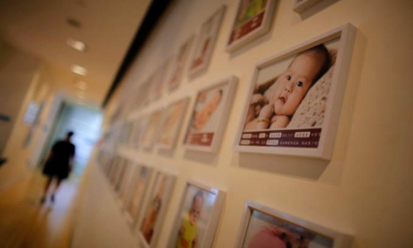 1 Trung Quoc Can Nhac Cho Phu Nu Tu Chon Sinh Mo