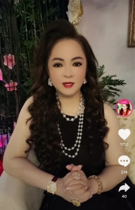 2 Ns Trinh Kim Chi Trong Nam Bien Co Tu On Ao Voi Ba Phuong Hang Den Tien Tu Thien Cua Ns Thuong Tin