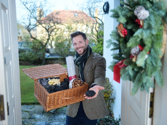 1 Nguoi Phuong Tay Quan Niem The Nao Ve Nguoi Xong Nha