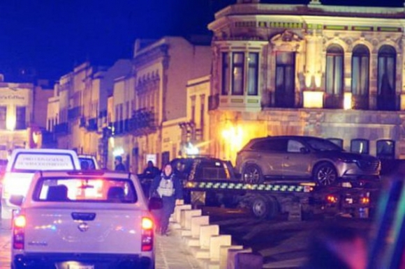 1 Phat Hien Xe Cho Day Thi The Ben Ngoai Toa Thi Chinh O Mexico