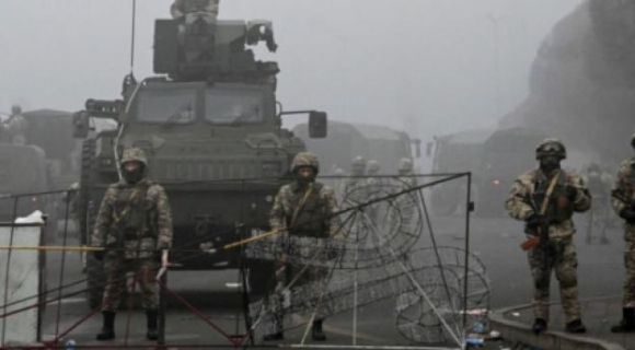 1 Tong Thong Kazakhstan Cho Phep Ban Khong Can Bao Vao Nguoi Bieu Tinh