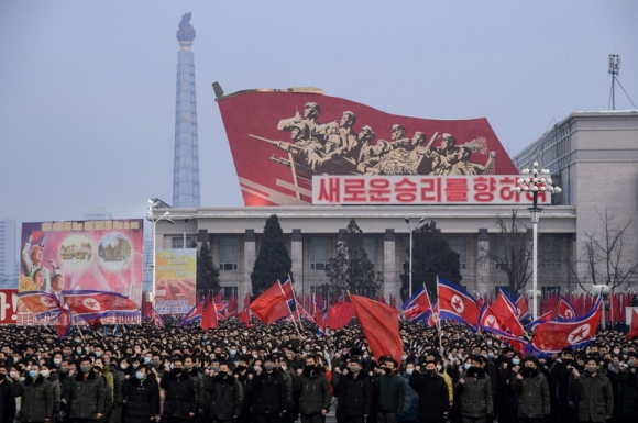 5 Bien Nguoi Trieu Tien Ung Ho Ong Kim Jong Un Nang Cao Nang Luc Quan Su