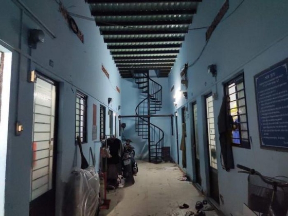 11 Ve Que An Tet Co Bi Cach Ly