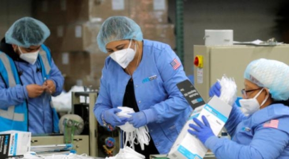 2 My Xuat Kho Du Tru Chien Luoc 400 Trieu Khau Trang N95 Phat Cho Dan