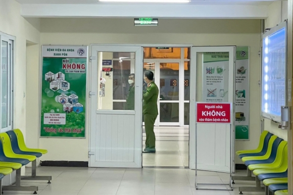 3 Tinh Tiet Tang Nang Doi Voi Ke Dong Dinh Vao Dau Be Gai 3 Tuoi