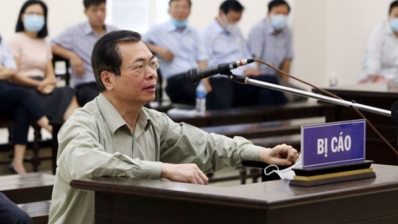 1 Cuu Bo Truong Vu Huy Hoang Nam Vien Khong Du Suc Khoe Hau Toa