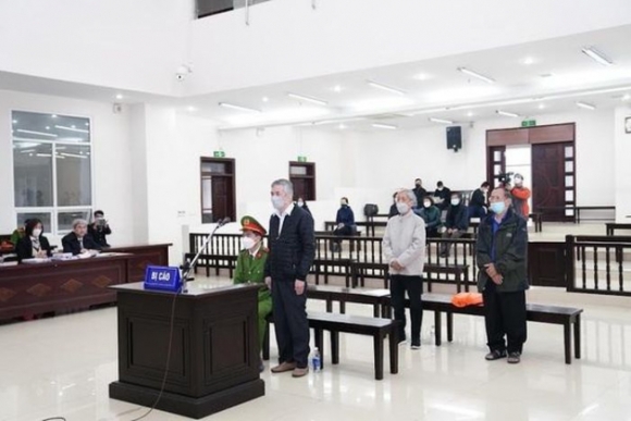 2 Cuu Bo Truong Vu Huy Hoang Nam Vien Khong Du Suc Khoe Hau Toa