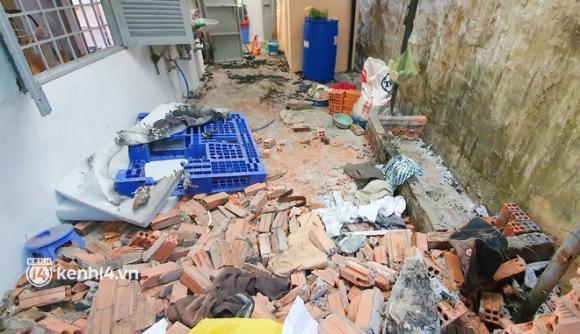 9 Anh Hien Truong Vu Nu Sinh Dau Doc Cha Ruot Roi Do Xi Mang Chon Xac Sau Nha Phong Hoa De Tao Chung Cu Gia