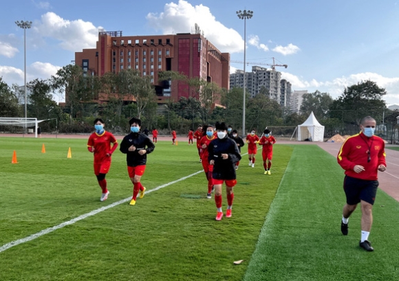 1 Mot Cau Thu Tuyen Nu Viet Nam Chua The Roi Tay Ban Nha Vi Covid 19