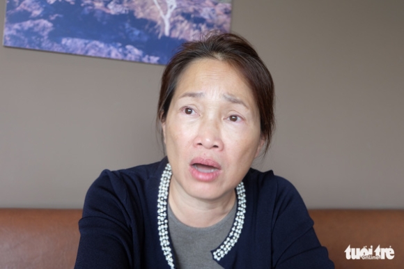 2 Nhieu Nguoi O Tphcm Ha Noi Choang Vang Khi Mat Ca Tram Ti Vi Bi Ru Mo Ngan Hang Dom