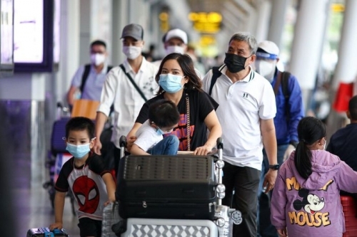 1 Tinh Hinh Dich Covid 19 Trai Nguoc Giua Cac Dia Phuong