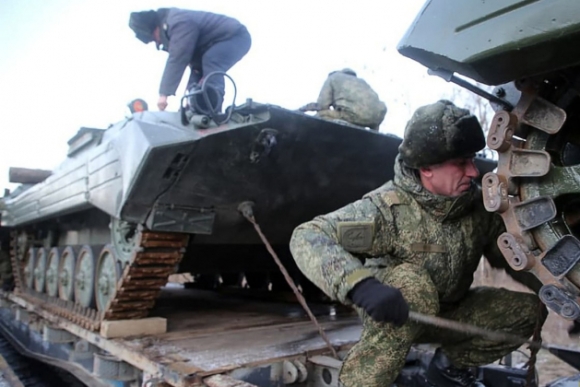 2 Tau Cho Hai Su Doan S 400 Nga Ram Rap Huong Ve Bien Gioi Belarus