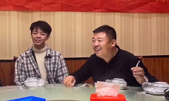 2 Cau Be 2 Lan Bi Cha Me Ruot Bo Roi Da Qua Doi