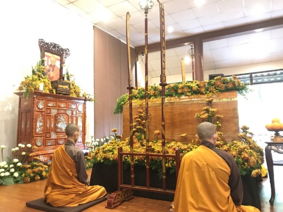 4 Nen Tam Nhang Tien Biet Thien Su Thich Nhat Hanh