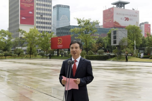 1 Ho Lon Trung Quoc Bi Khai Tru Dang Nghi Lien Quan Toi De Che Cua Jack Ma