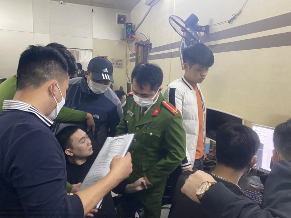 1 Triet Pha Duong Day Ban Ve May Bay Gia Cho Nguoi Viet Nam O Nuoc Ngoai