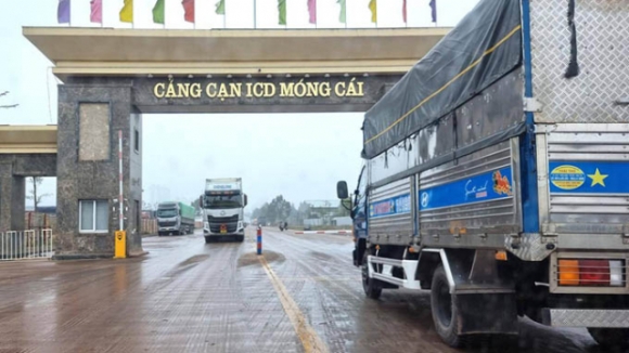 1 Vu Dong Luat O Cua Khau Mong Cai Cong An Vien Kiem Sat Dang Dieu Tra