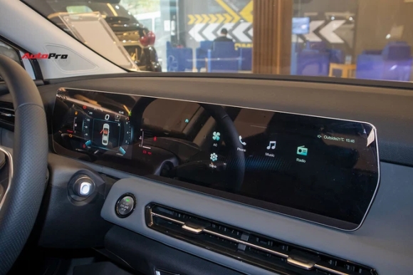 6 O To Trung Quoc O At Ve Viet Nam Nam Nay Hongqi Tham Vong Dau Xe Sang Chery Tro Lai Sau Noi That Vong Qq3