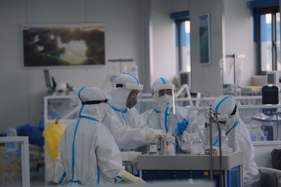 2 Bo Y Te Co Huong Dan Moi Ve Cap Do Dich Gan Nhu Ca Nuoc Thanh Vung Xanh