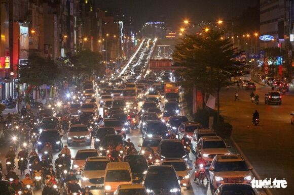 5 Ha Noi Chieu Toi 25 Tet Duong Noi Thanh Un Tac Ben Xe Thong Thoang