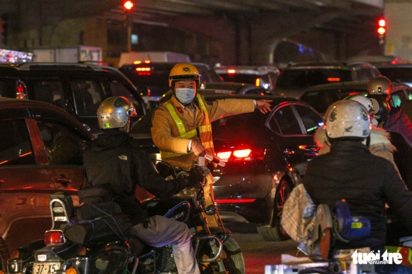 7 Ha Noi Chieu Toi 25 Tet Duong Noi Thanh Un Tac Ben Xe Thong Thoang