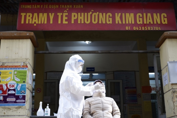 1 Nhung Nguoi Quen Tet Giu Vung La Chan Covid 19 Cua Thu Do