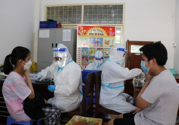 1 Soc Trang To Chuc Tiem Vac Xin Covid 19 Xuyen Tet