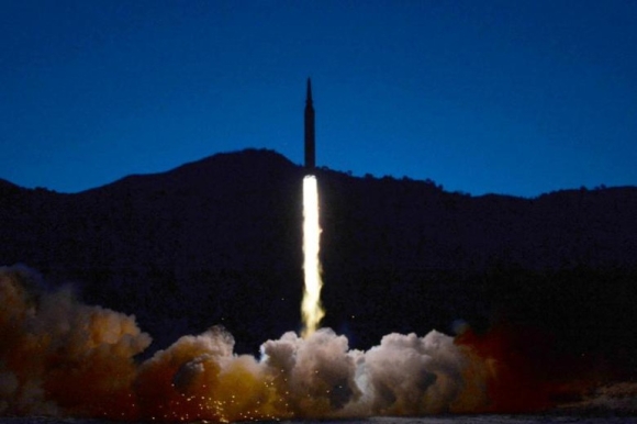 1 Trieu Tien Thu Ten Lua Khung Nhat Tu 2017 Han Quoc Hop Khan Cap