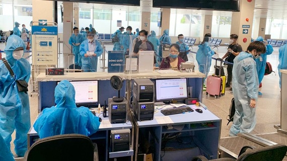 1 Cuc Hang Khong Viet Nam Khan Truong Cap Phep Cho Cac Chuyen Bay Dua Cong Dan Viet Nam Ve Nuoc