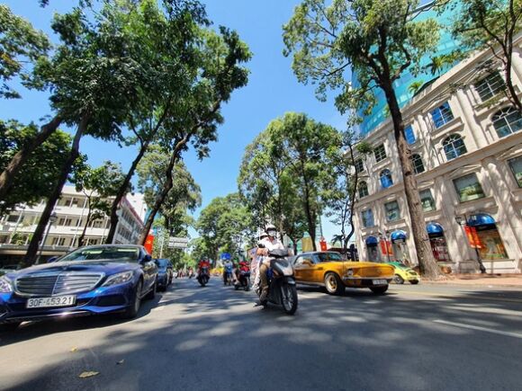 2 Khong Khi Tot Trong Ngay Dau Nam Moi Nham Dan