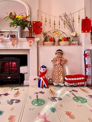 10 Nguoi Viet O Chau Phi A Au Don Tet Nang Niu Lo Dua Hanh Chiec Banh Tet