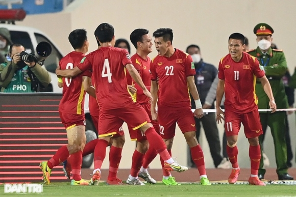 1 Dan Mang An Mung Tung Bung Sau Chien Thang Lich Su Cua Doi Tuyen Viet Nam