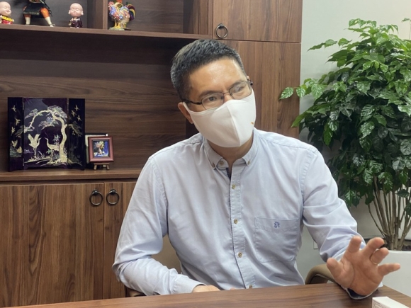 2 Vaccine Covid 19 Made In Vietnam Ap Luc Cua Nguoi Di Sau